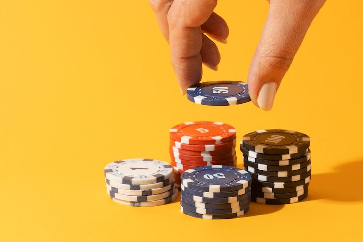 Dragon Tiger live dealer table on link kpktoto with cards dealt in real-time